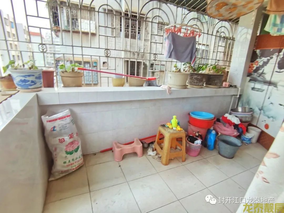 老城区江口大塘  180平四房 步梯中层 光线好