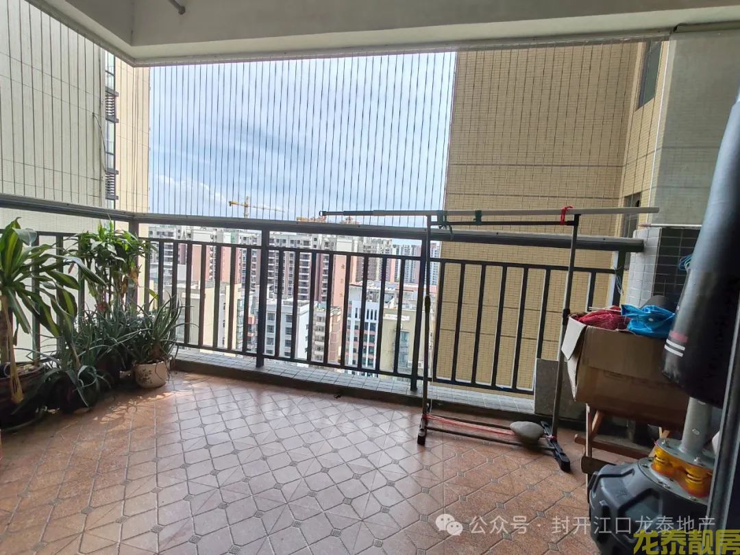 出售！香槟一号精装中高层