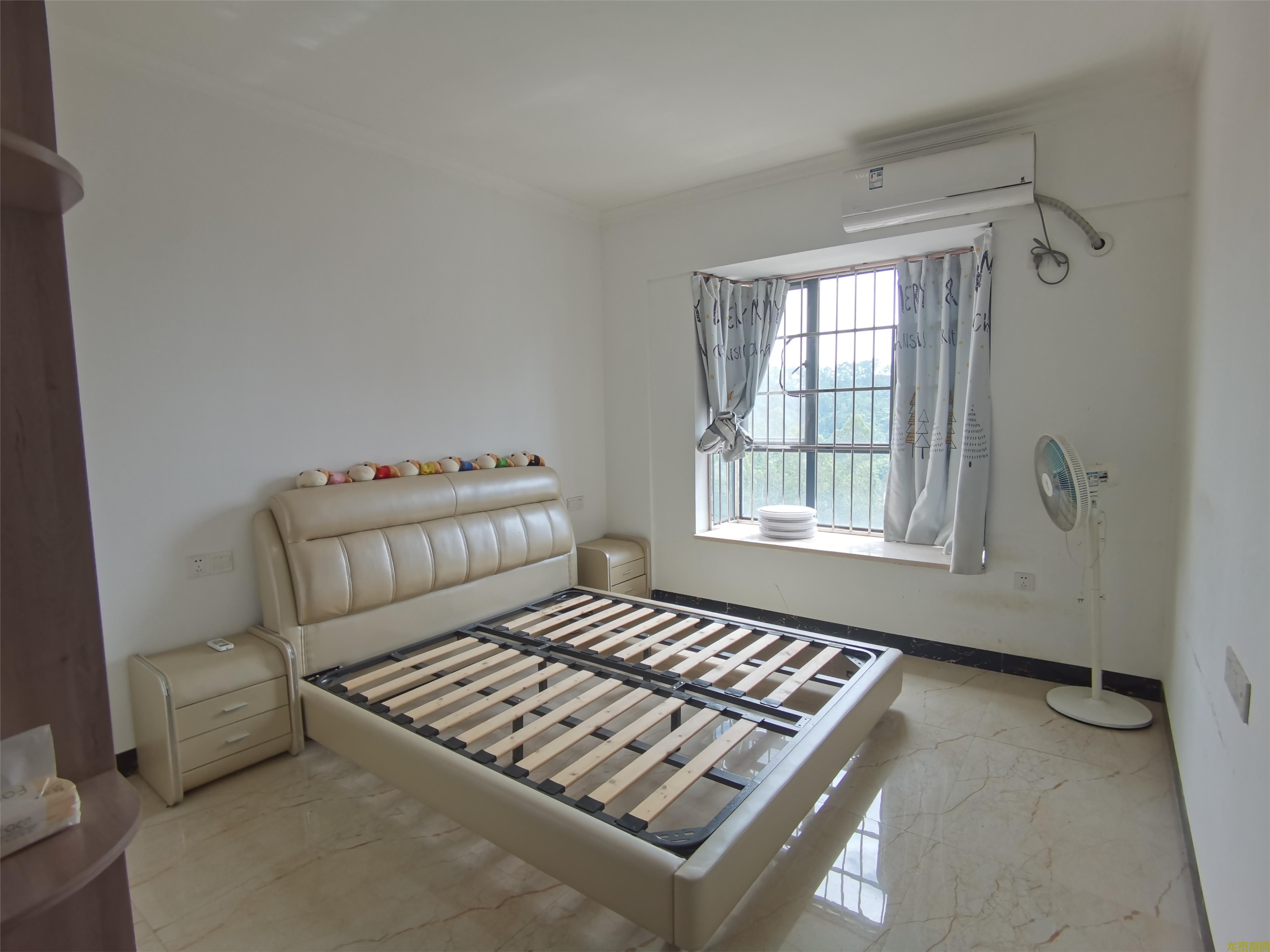 东丽新城电梯精装4房