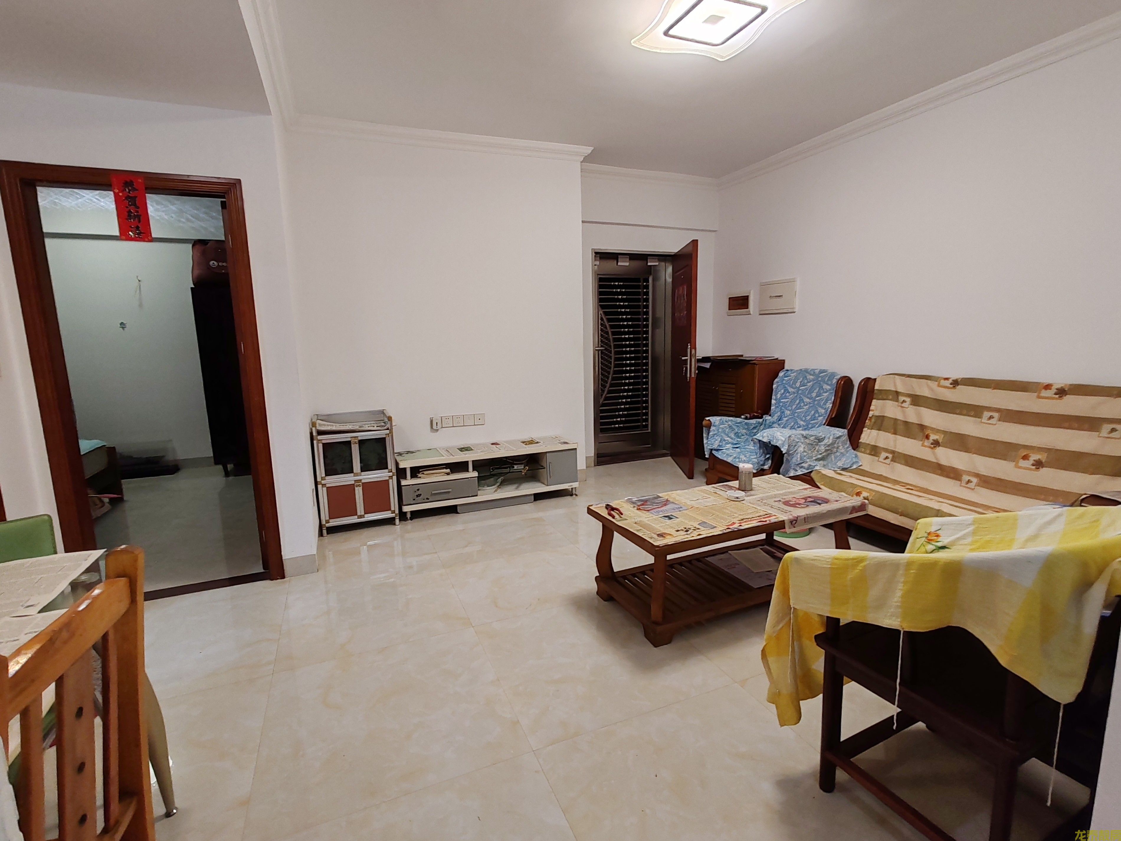 龙泉居两房一厅