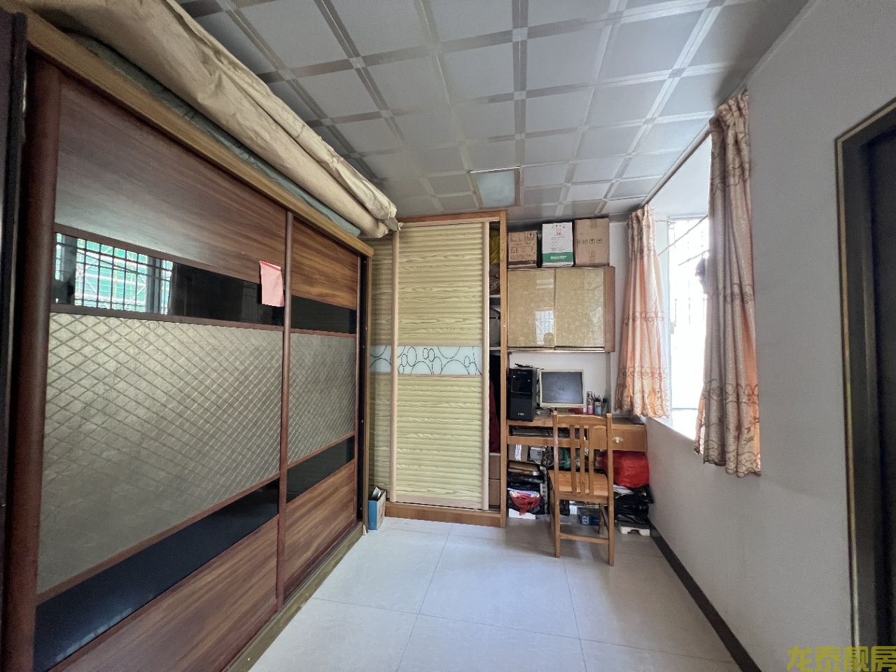 广信新城步梯黄金楼层送150平大露台